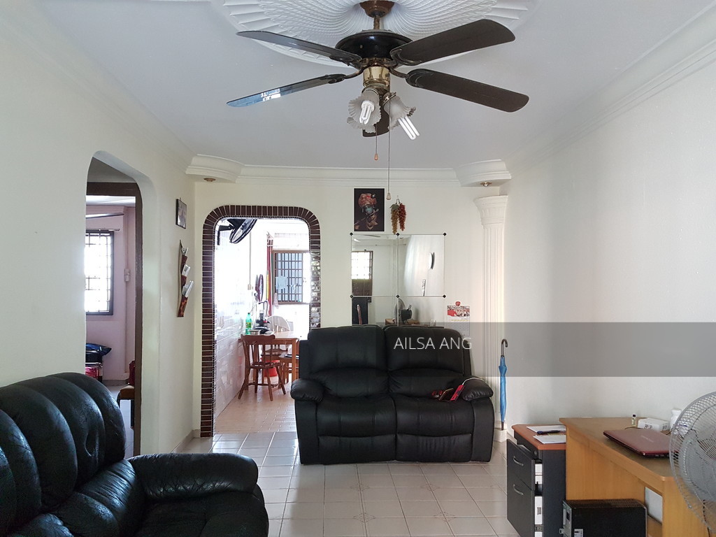 Bukit Batok Street 33 thumbnail photo